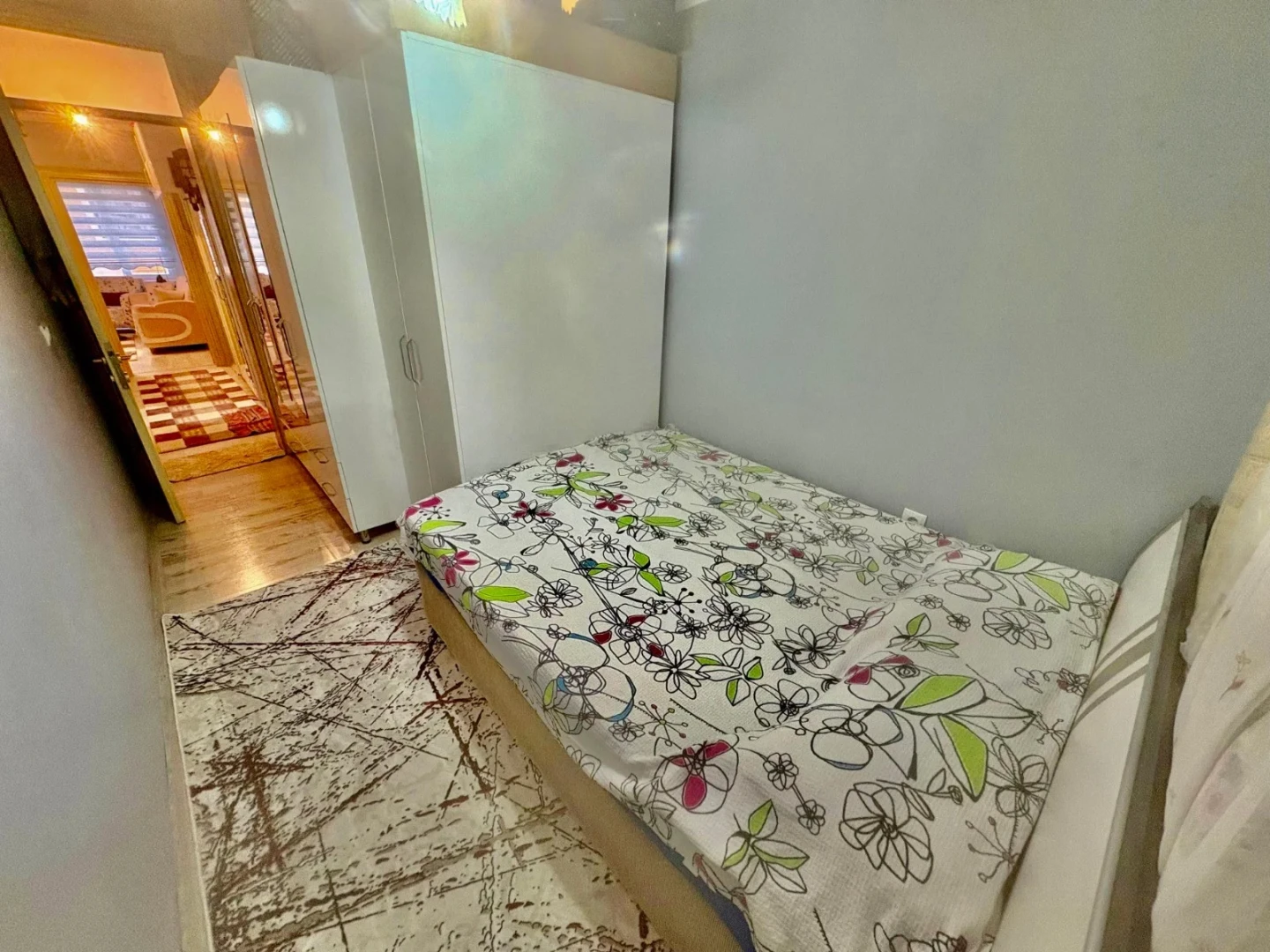 YÜKSEL'DEN AKÇAY'DA ÖN CEPHE BAHÇELİ KAÇMAZ FIRSAT 1+1 DAİRE