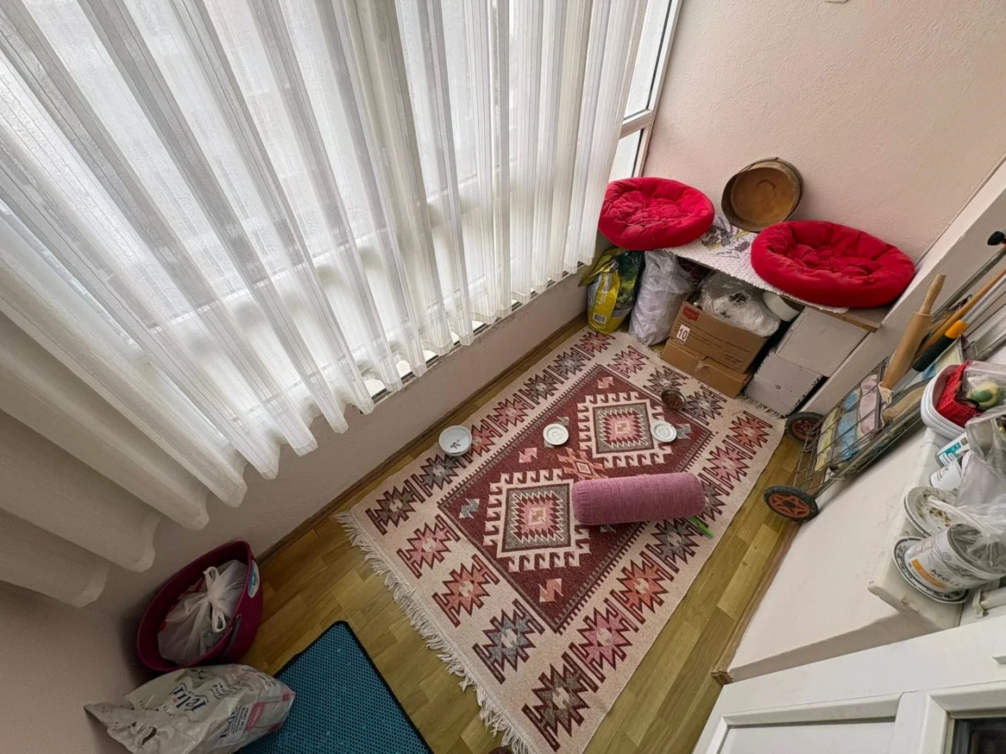 YÜKSEL'DEN ALTINKUM'DA DENİZE 450mt BARBEKÜLÜ ÖNCEPHE 2+1 DAİRE