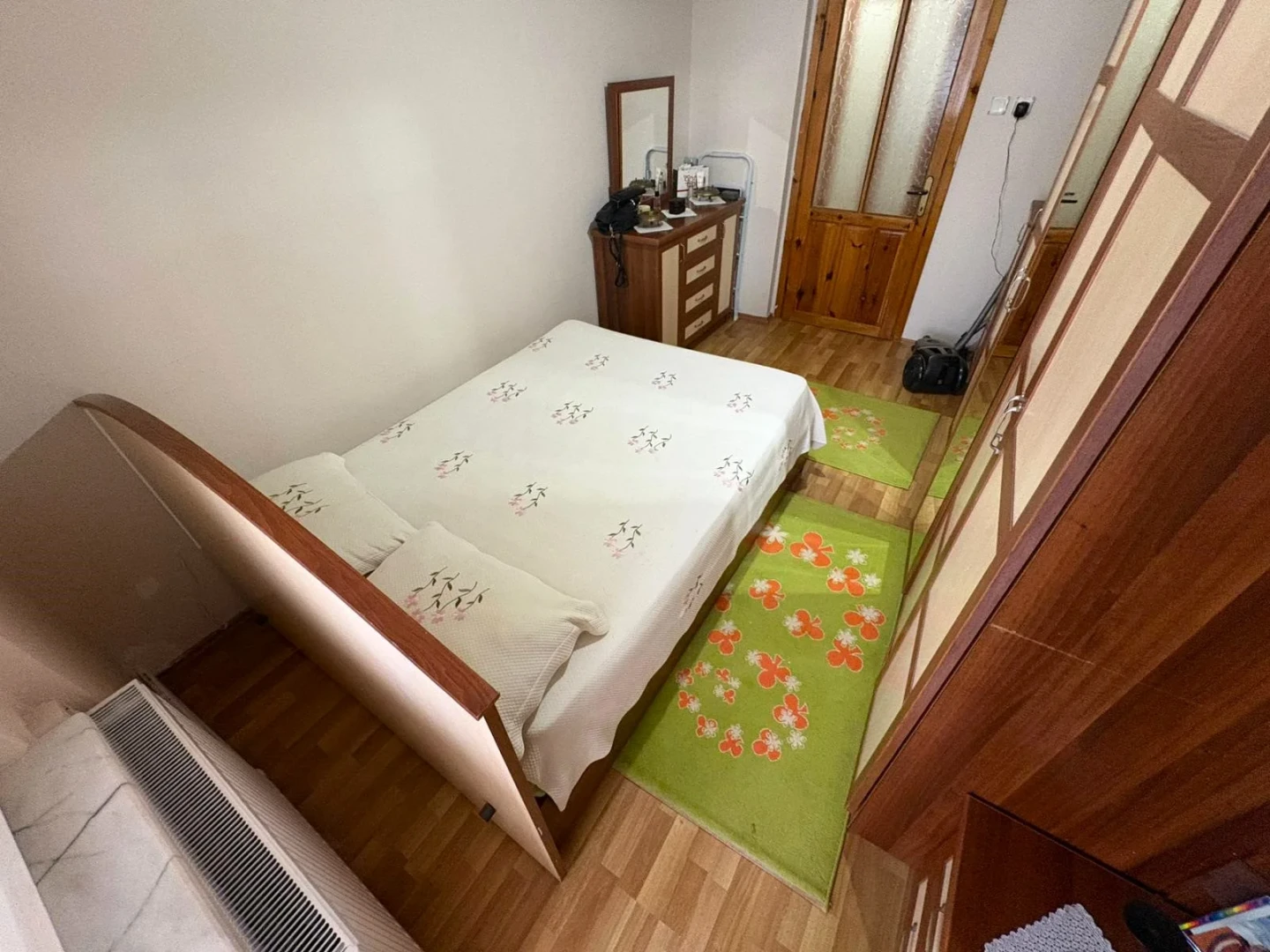 YÜKSEL'DEN ALTINKUM'DA DENİZE 450mt BARBEKÜLÜ ÖNCEPHE 2+1 DAİRE