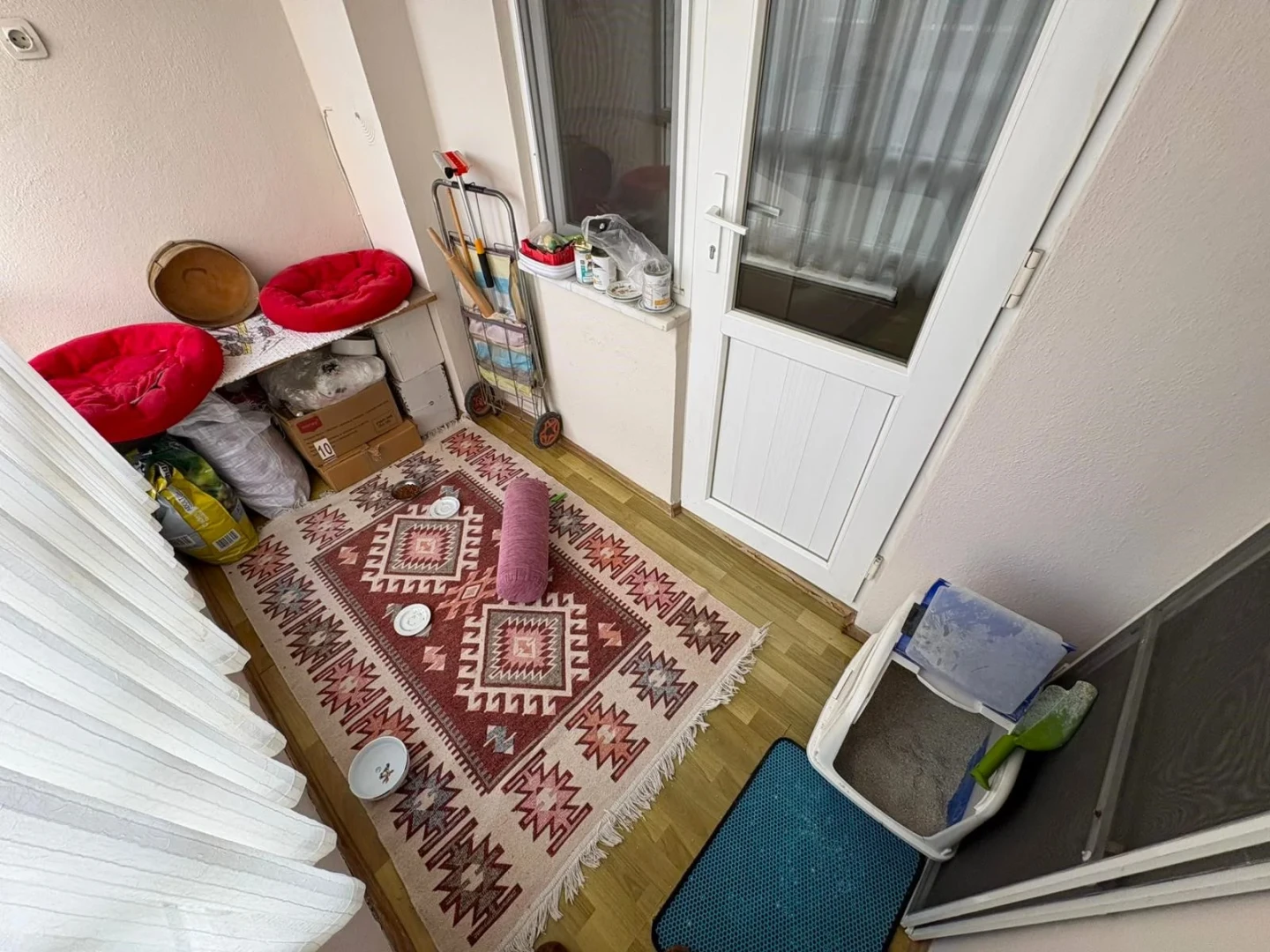 YÜKSEL'DEN ALTINKUM'DA DENİZE 450mt BARBEKÜLÜ ÖNCEPHE 2+1 DAİRE