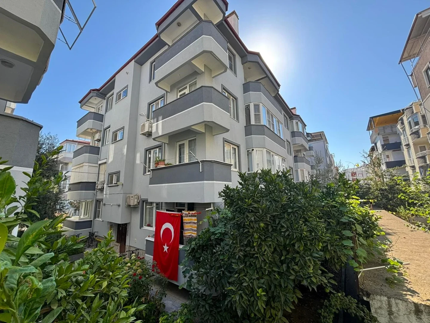 YÜKSEL'DEN ALTINKUM'DA DENİZE 350mt FULL EŞYALI FIRSAT 2+1DAİRE
