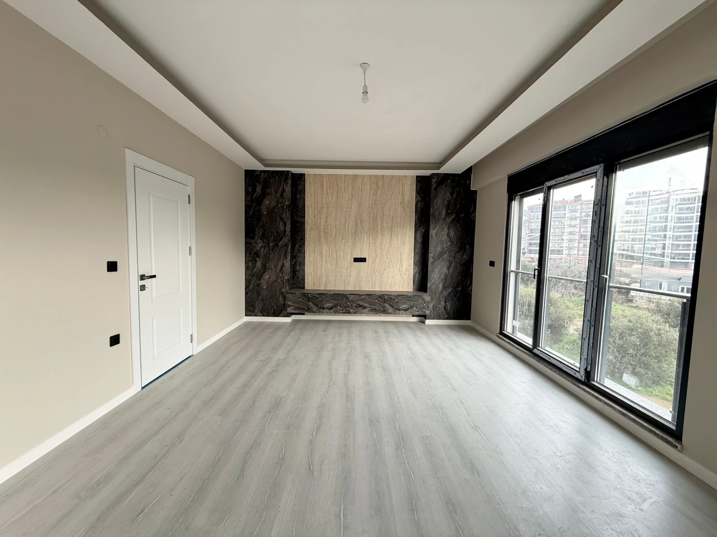彡YÜKSEL'DEN EDREMİT'TE K.OTOPARK D.GAZLI PANJURLU SIFIR 3+1彡