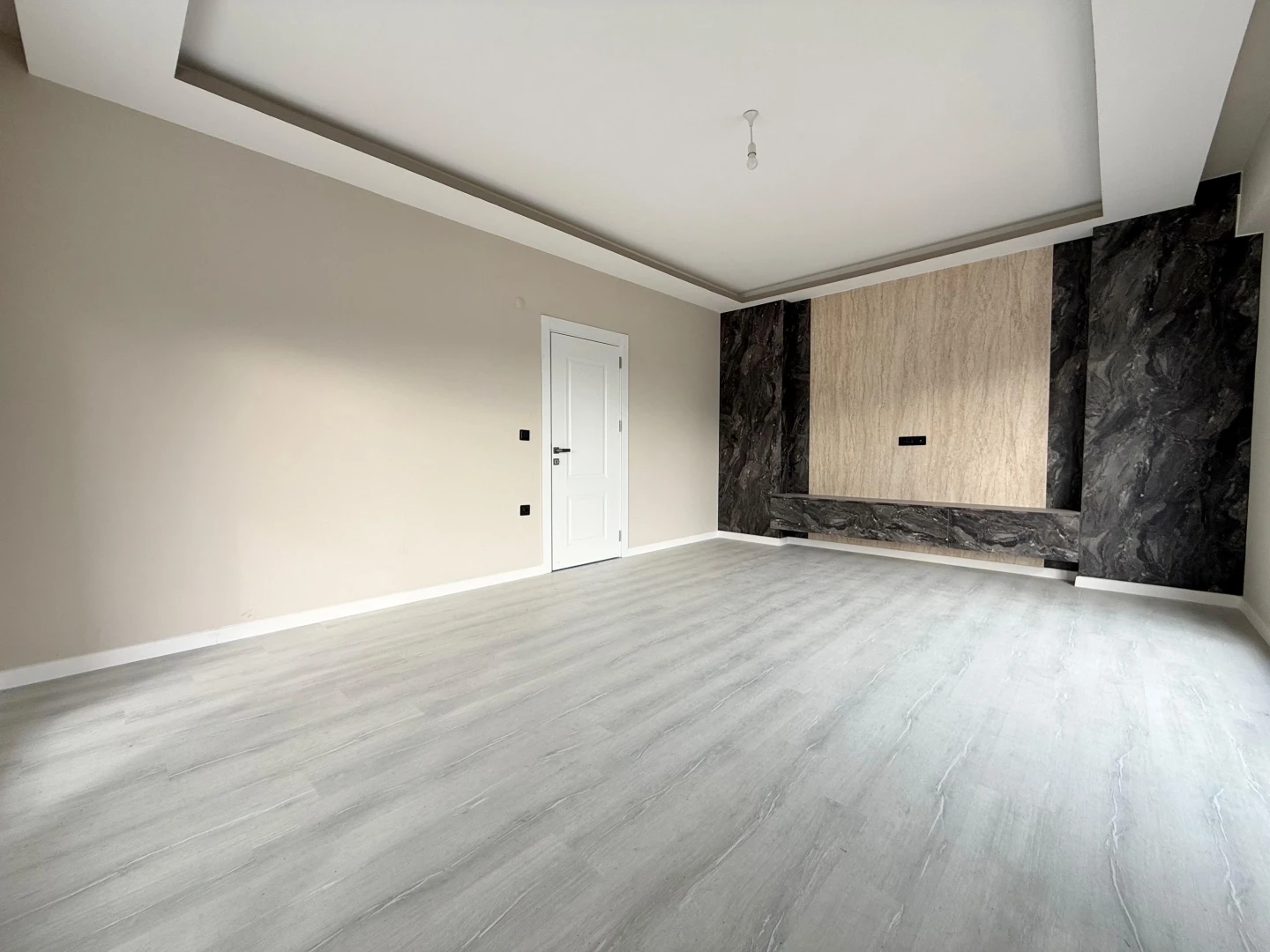 彡YÜKSEL'DEN EDREMİT'TE K.OTOPARK D.GAZLI PANJURLU SIFIR 3+1彡