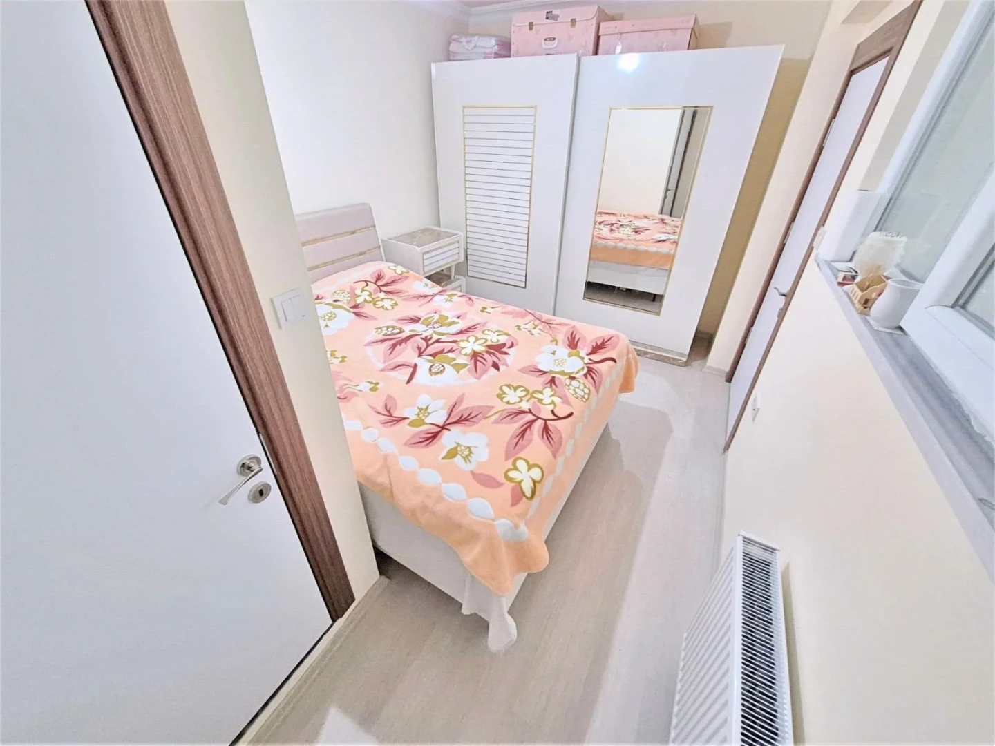 彡YÜKSELDEN EDREMİTTE HARİKA LOKASYONDA 2+1 KAPALI MUTFAK DAİRE彡
