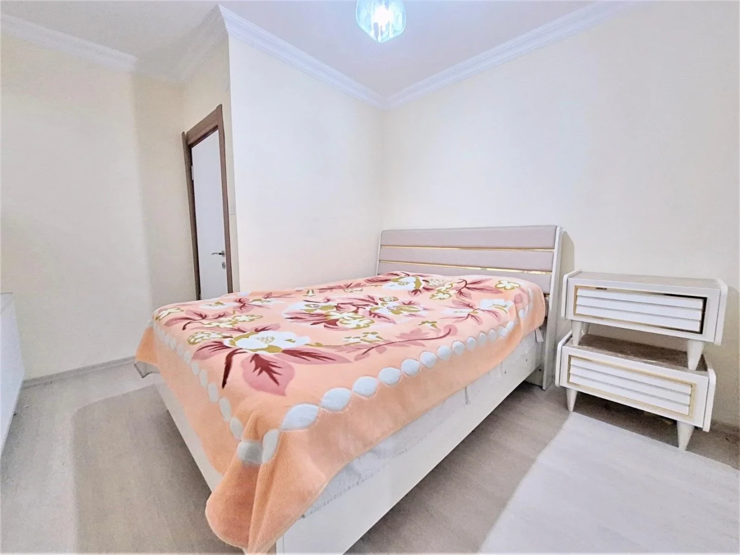 彡YÜKSELDEN EDREMİTTE HARİKA LOKASYONDA 2+1 KAPALI MUTFAK DAİRE彡