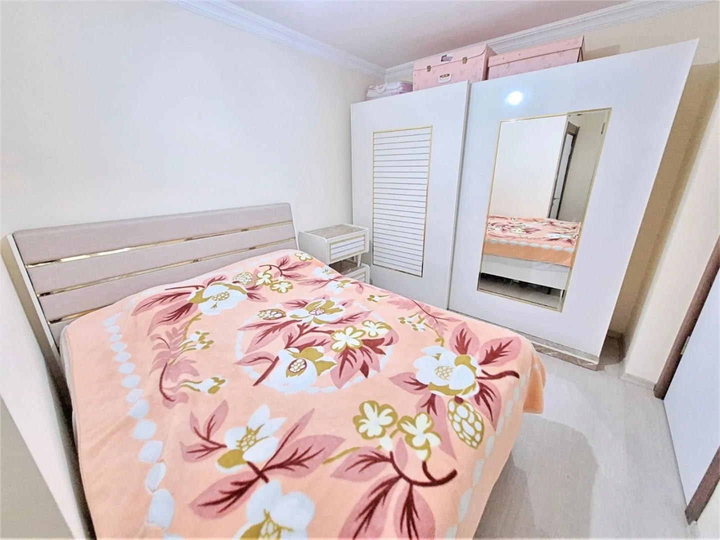 彡YÜKSELDEN EDREMİTTE HARİKA LOKASYONDA 2+1 KAPALI MUTFAK DAİRE彡