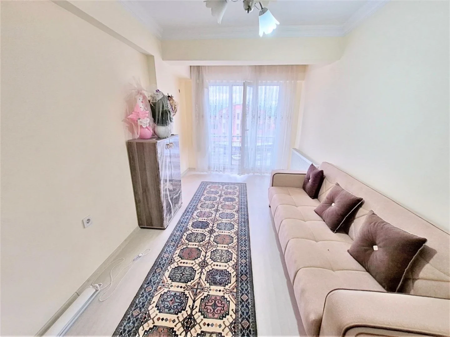 彡YÜKSELDEN EDREMİTTE HARİKA LOKASYONDA 2+1 KAPALI MUTFAK DAİRE彡