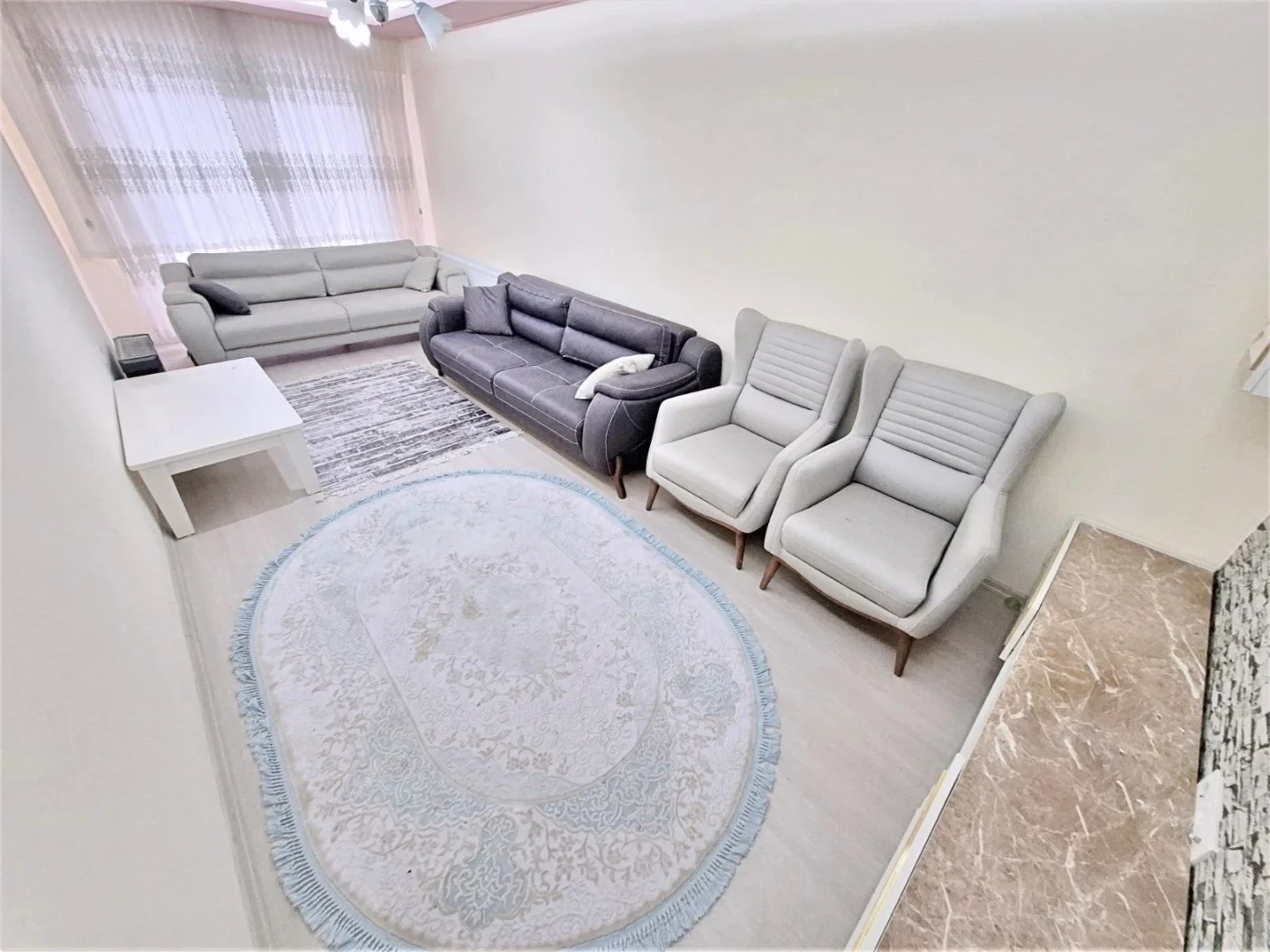 彡YÜKSELDEN EDREMİTTE HARİKA LOKASYONDA 2+1 KAPALI MUTFAK DAİRE彡