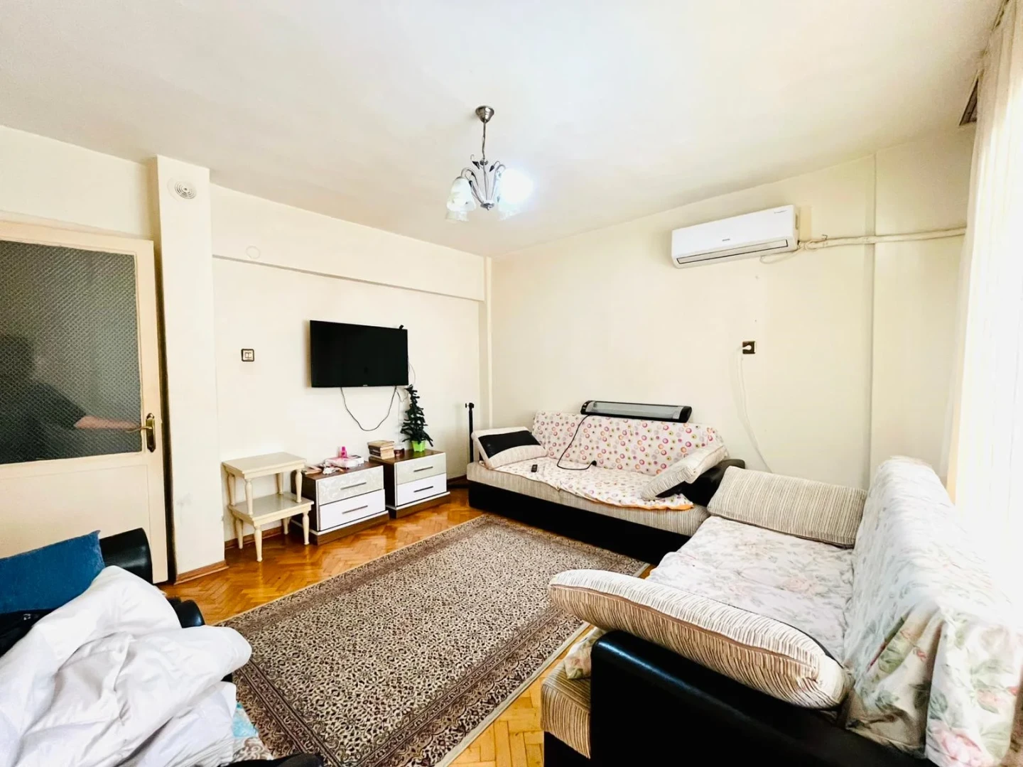 YETKİ YÜKSELDEN AKÇAY MERKEZDE DENİZE 50 MT SATILIK 3+1 DAİRE