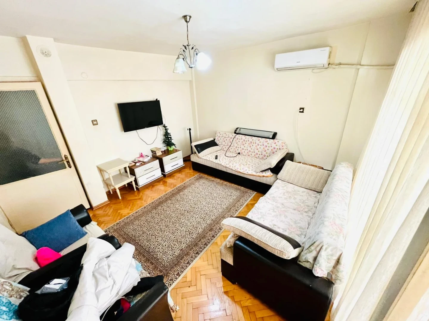 YETKİ YÜKSELDEN AKÇAY MERKEZDE DENİZE 50 MT SATILIK 3+1 DAİRE