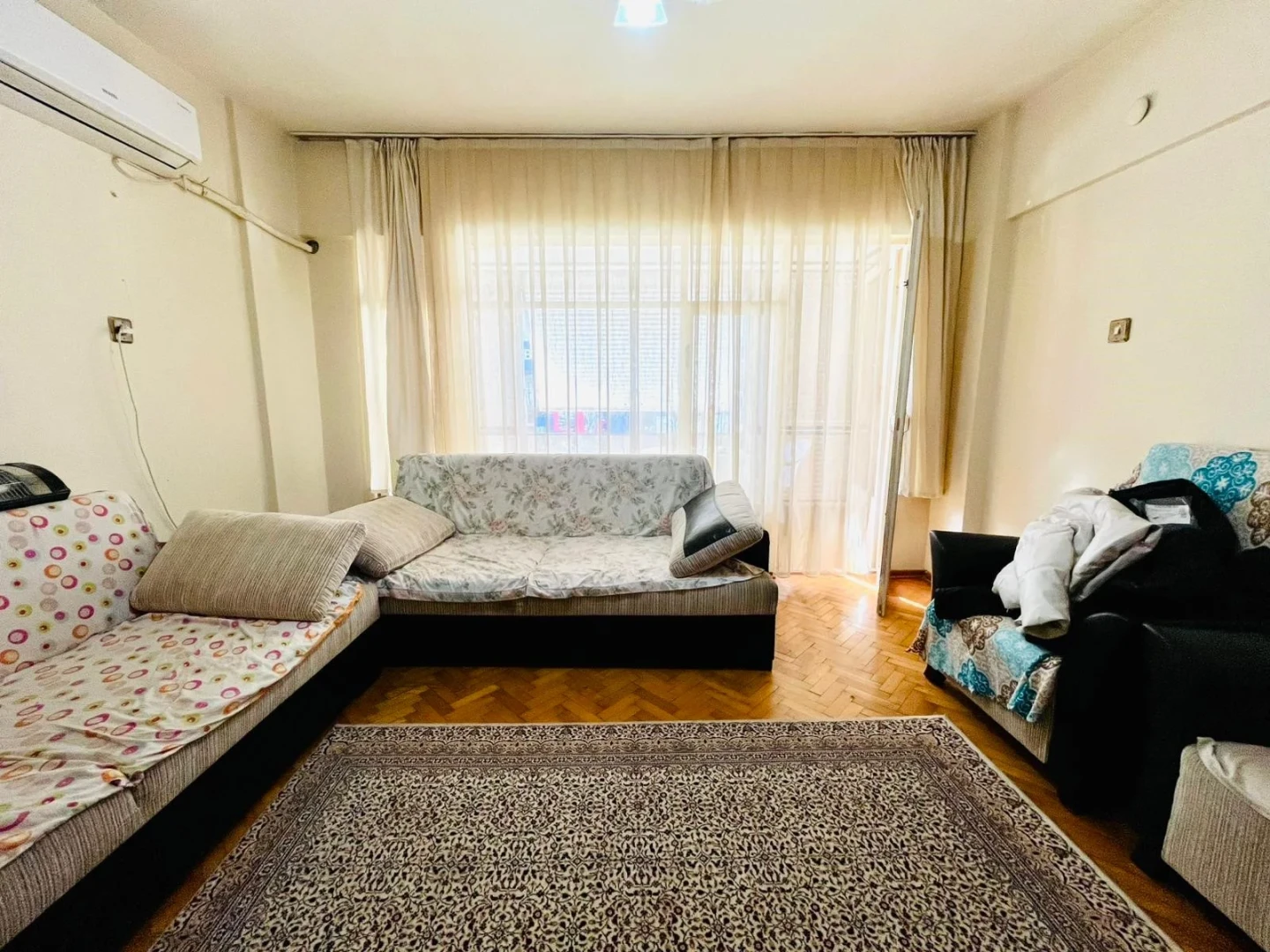 YETKİ YÜKSELDEN AKÇAY MERKEZDE DENİZE 50 MT SATILIK 3+1 DAİRE