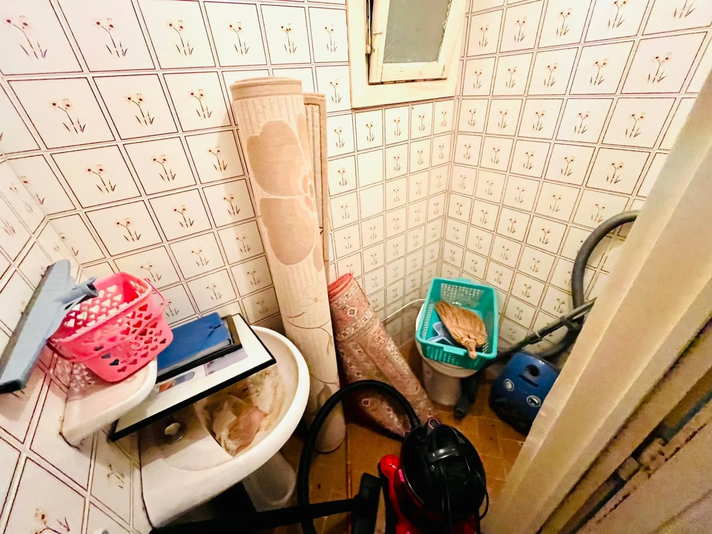 YETKİ YÜKSELDEN AKÇAY MERKEZDE DENİZE 50 MT SATILIK 3+1 DAİRE