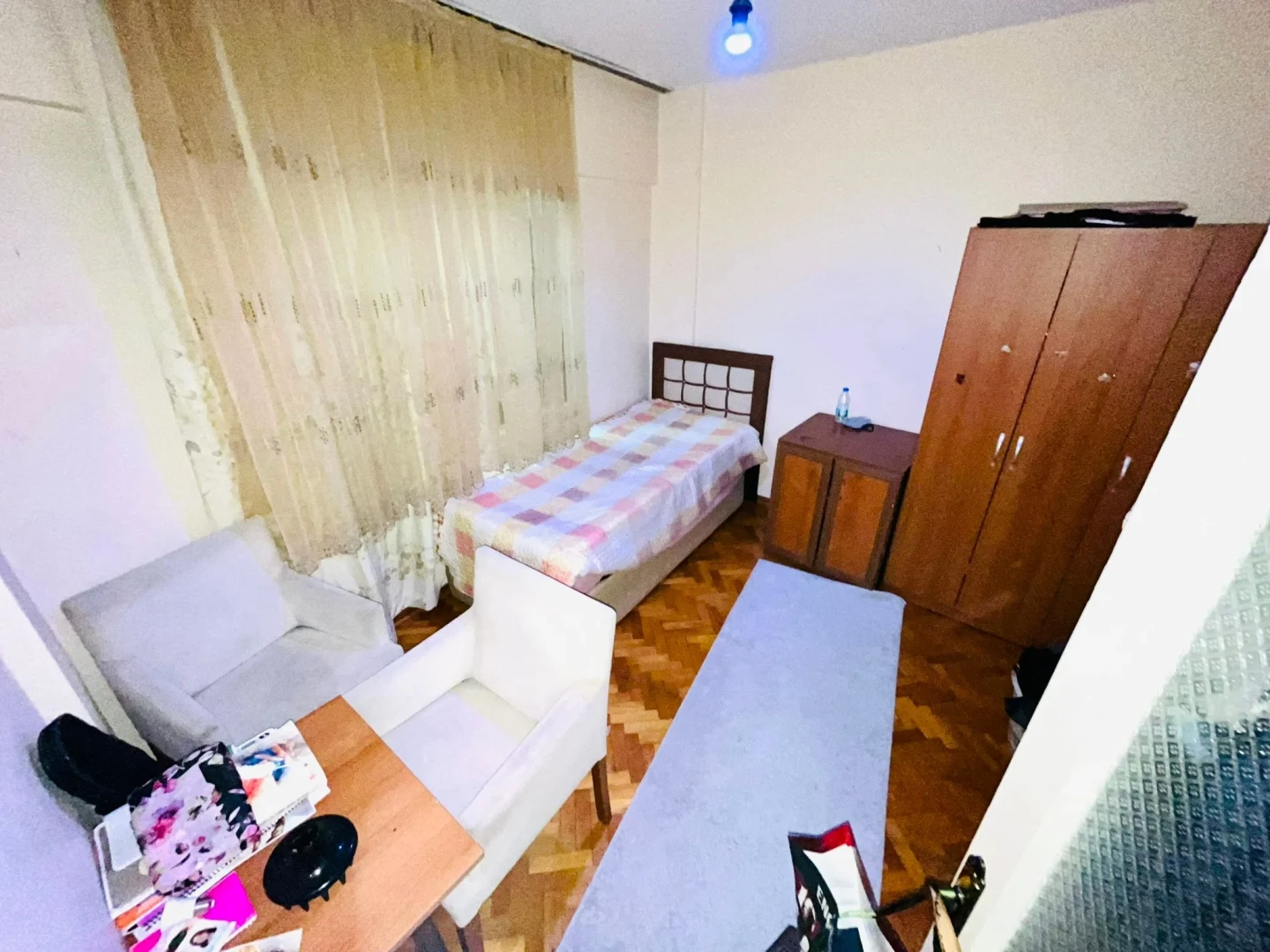 YETKİ YÜKSELDEN AKÇAY MERKEZDE DENİZE 50 MT SATILIK 3+1 DAİRE
