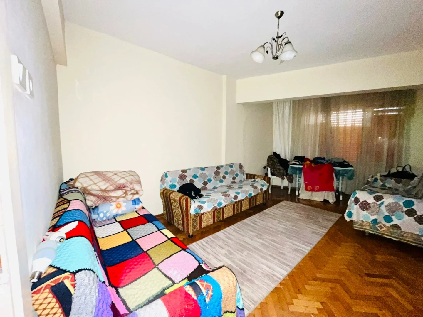YETKİ YÜKSELDEN AKÇAY MERKEZDE DENİZE 50 MT SATILIK 3+1 DAİRE
