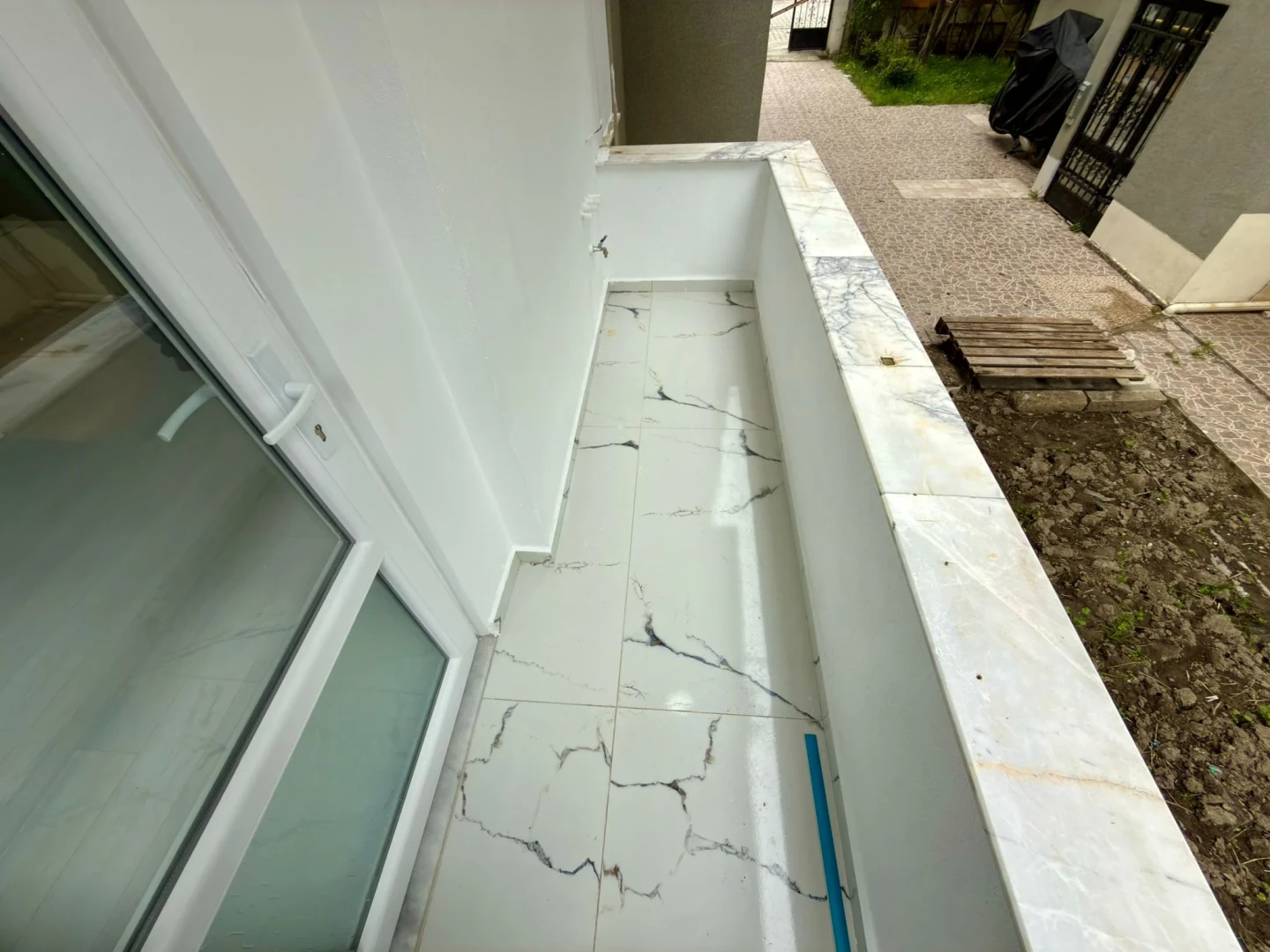YÜKSELDEN ALTINKUM MERKEZDE LÜKS TASARIM SATILIK 2+1 GENİŞ DAİRE