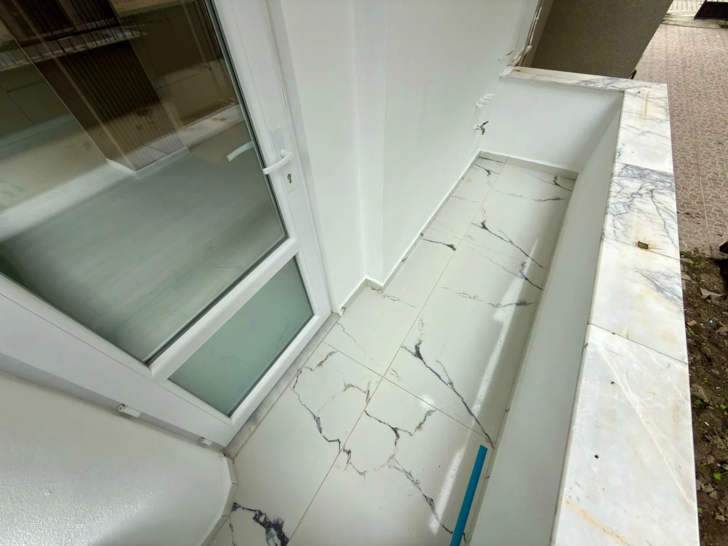 YÜKSELDEN ALTINKUM MERKEZDE LÜKS TASARIM SATILIK 2+1 GENİŞ DAİRE