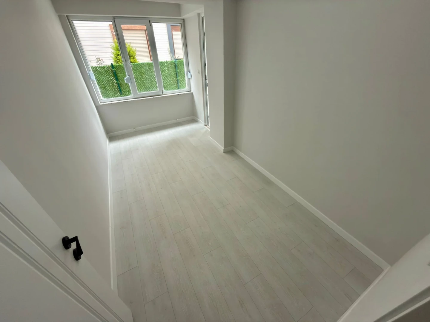 YÜKSELDEN ALTINKUM MERKEZDE LÜKS TASARIM SATILIK 2+1 GENİŞ DAİRE