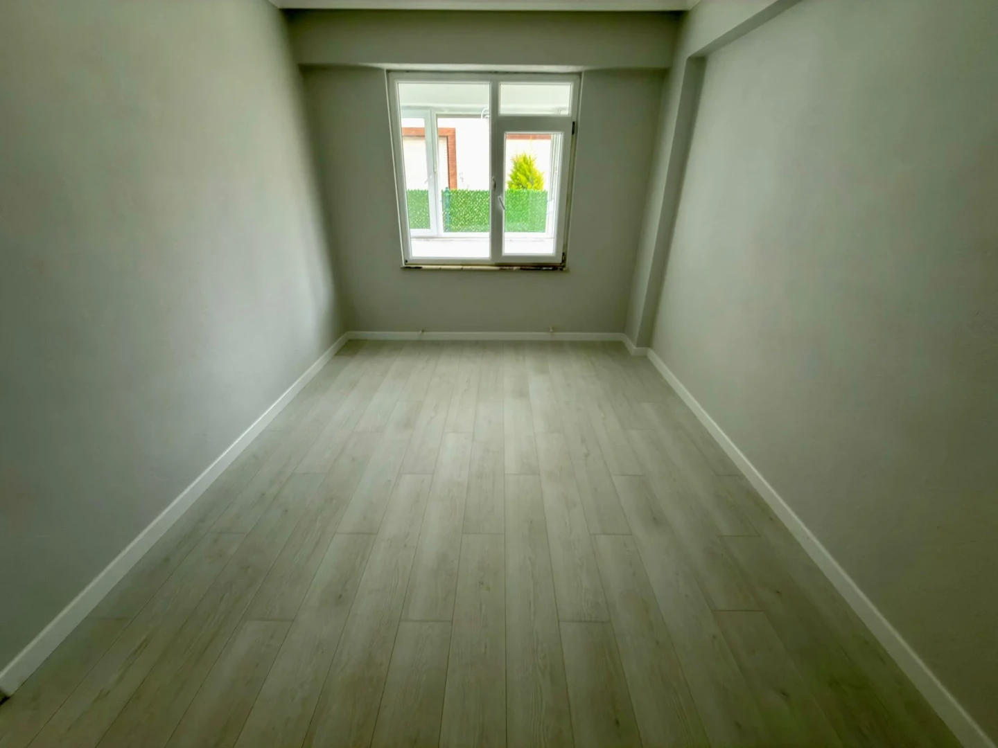 YÜKSELDEN ALTINKUM MERKEZDE LÜKS TASARIM SATILIK 2+1 GENİŞ DAİRE