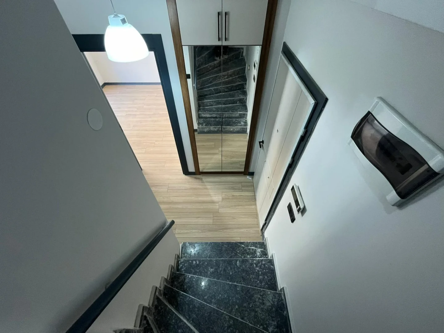 YÜKSEL'DEN İKZÇAY'DA AYRI MUTFAK ULTRA LUX YENİ BİNADA 2+1DAİRE