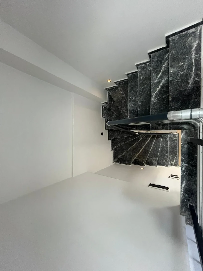 YÜKSEL'DEN İKZÇAY'DA AYRI MUTFAK ULTRA LUX YENİ BİNADA 2+1DAİRE