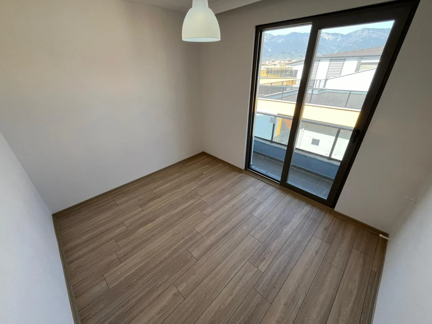 YÜKSEL'DEN İKZÇAY'DA AYRI MUTFAK ULTRA LUX YENİ BİNADA 2+1DAİRE
