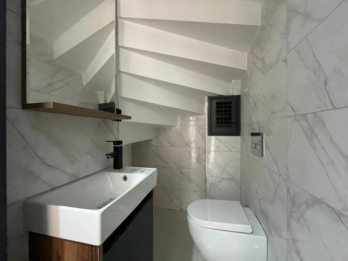 YÜKSEL'DEN İKZÇAY'DA AYRI MUTFAK ULTRA LUX YENİ BİNADA 2+1DAİRE