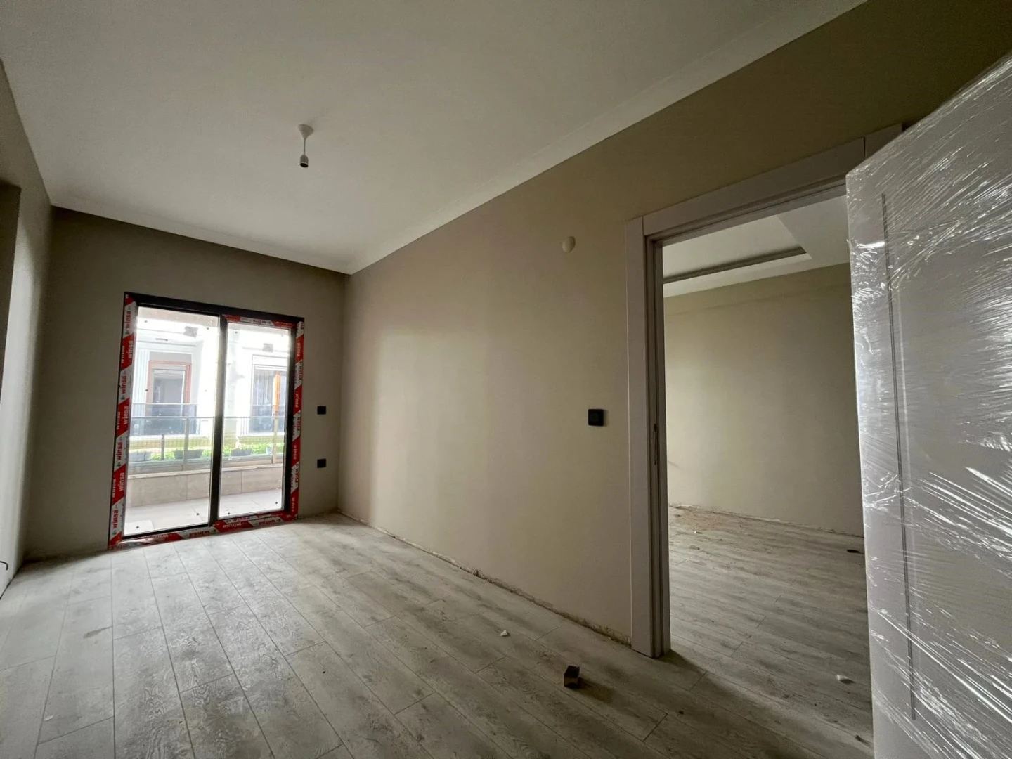 YÜKSELDEN ALTINKUMDA YENİ SIFIR BİNADA YERDEN ISITMALI 1+1DAİRE
