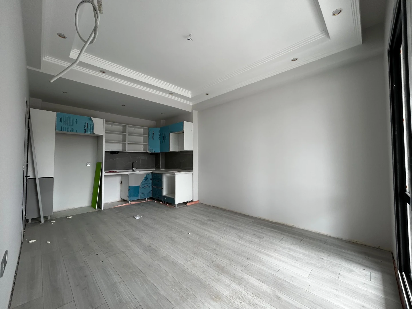 YÜKSEL'DEN KADIKÖY'DE 2+1 TAKASA AÇIK ARAKAT SIFIR LÜKS DAİRE