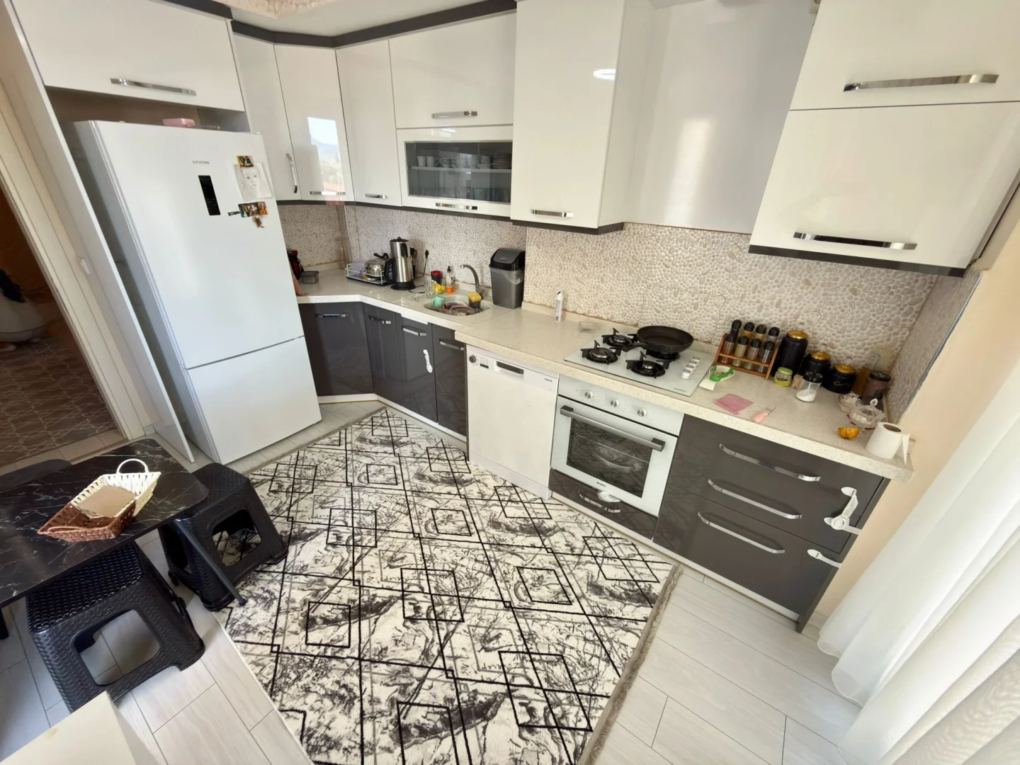 YÜKSELDEN GÜREDE ÖN CEPHE MANZARALI SATILIK 3+1ULTRA GENİŞ DAİRE