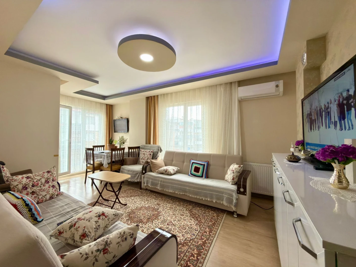 YÜKSELDEN ALTINKUMDA DOĞALGAZLI ARAKAT ÖN CEPHE SATILIK 2+1DAİRE