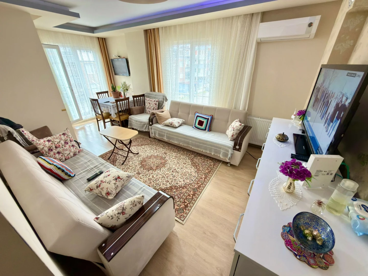 YÜKSELDEN ALTINKUMDA DOĞALGAZLI ARAKAT ÖN CEPHE SATILIK 2+1DAİRE