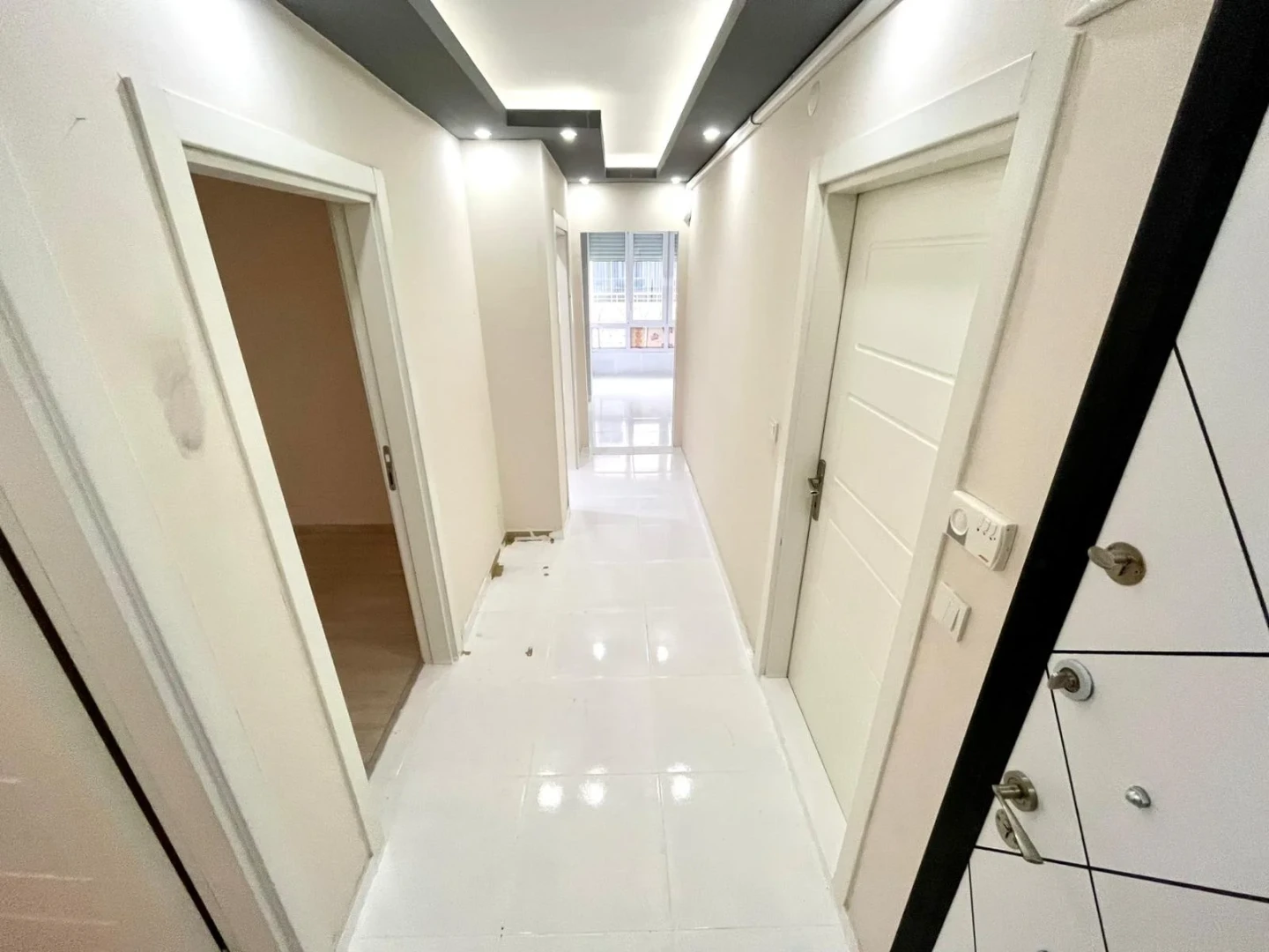 YÜKSELDEN ALTINKUM'DA DOĞALGAZLI AYRI MUTFAK SATILIK 2+1 DAİRE