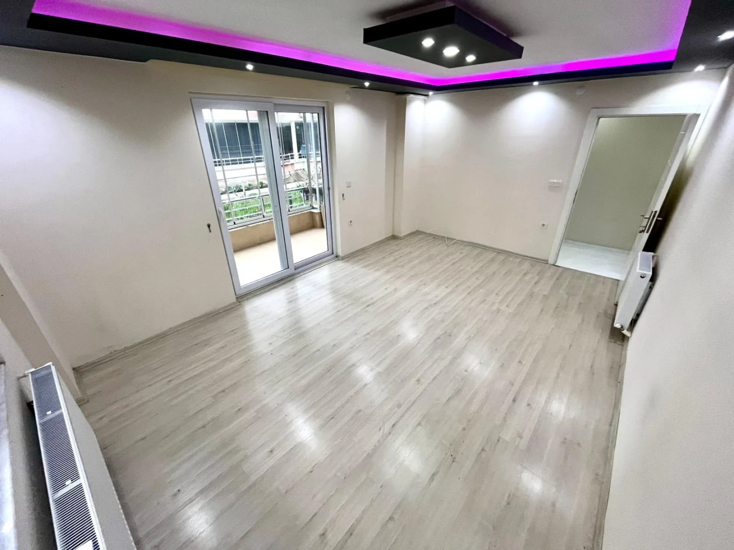 YÜKSELDEN ALTINKUM'DA DOĞALGAZLI AYRI MUTFAK SATILIK 2+1 DAİRE
