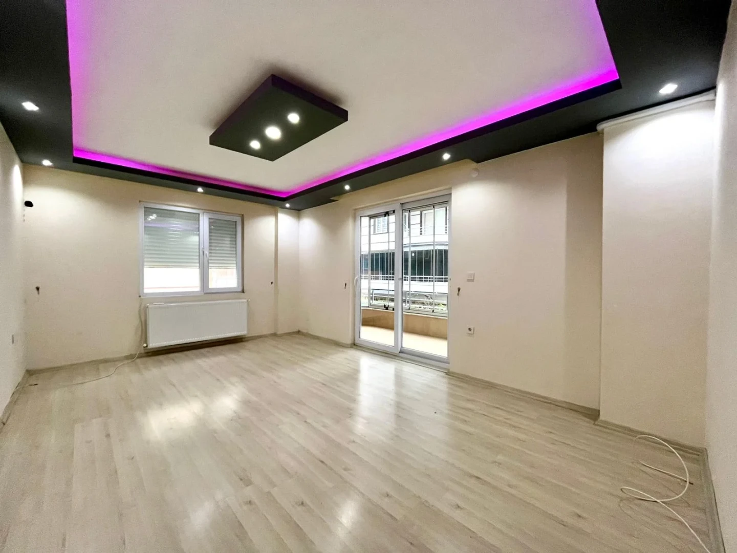 YÜKSELDEN ALTINKUM'DA DOĞALGAZLI AYRI MUTFAK SATILIK 2+1 DAİRE