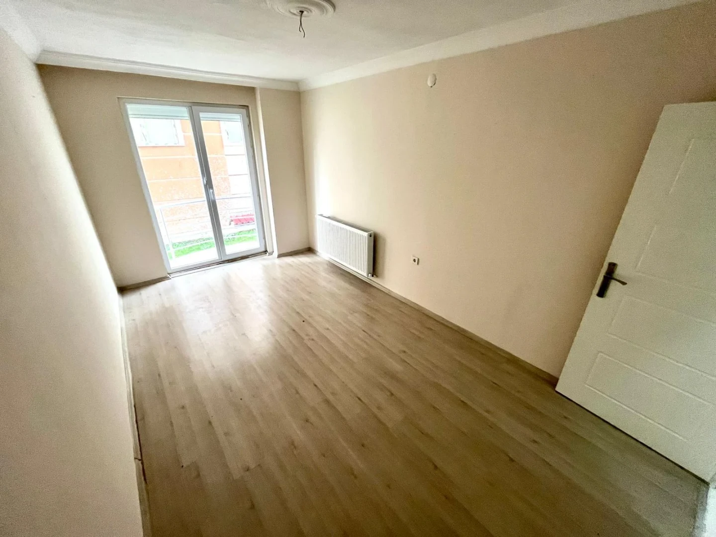 YÜKSELDEN ALTINKUM'DA DOĞALGAZLI AYRI MUTFAK SATILIK 2+1 DAİRE