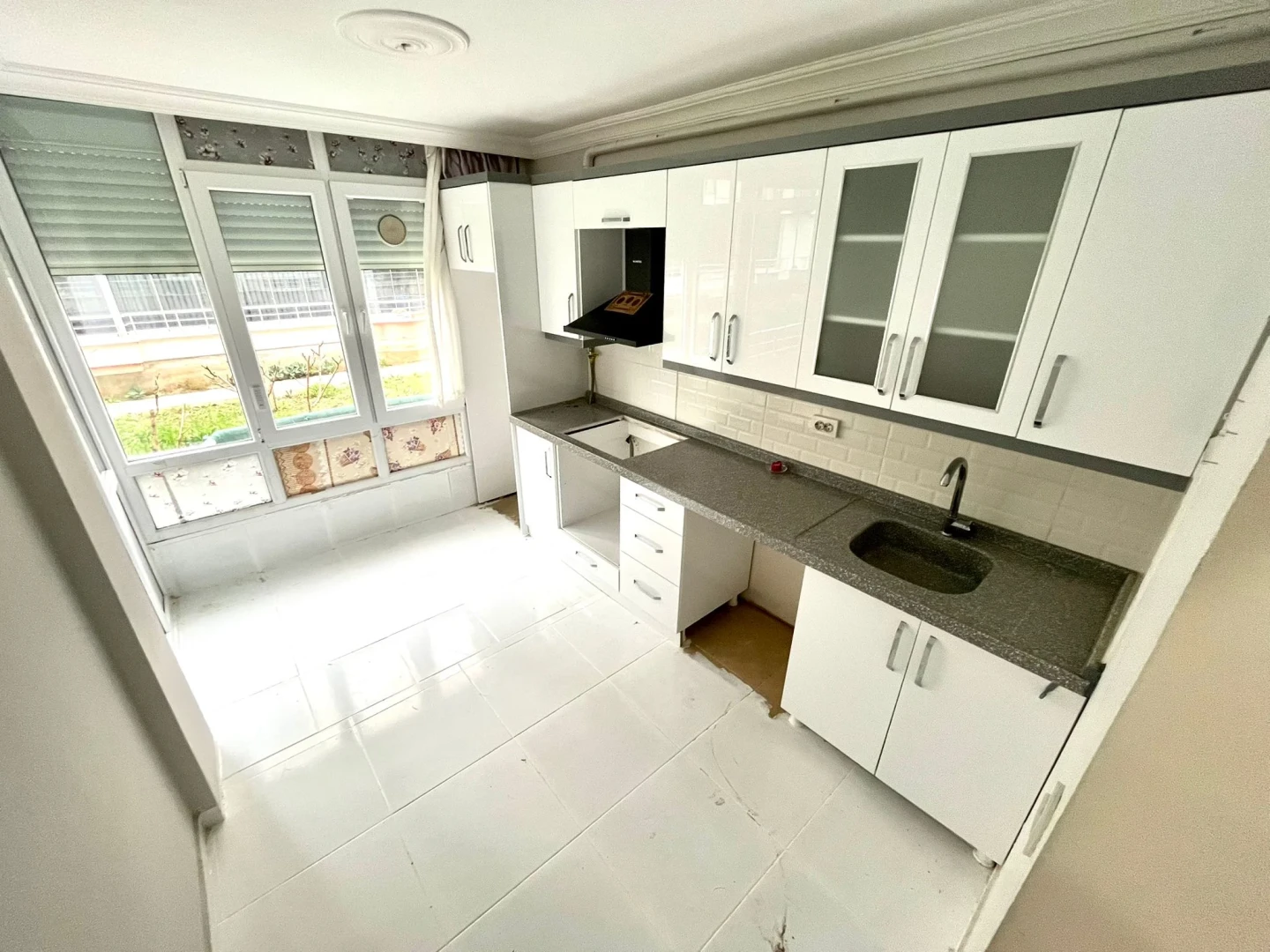 YÜKSELDEN ALTINKUM'DA DOĞALGAZLI AYRI MUTFAK SATILIK 2+1 DAİRE