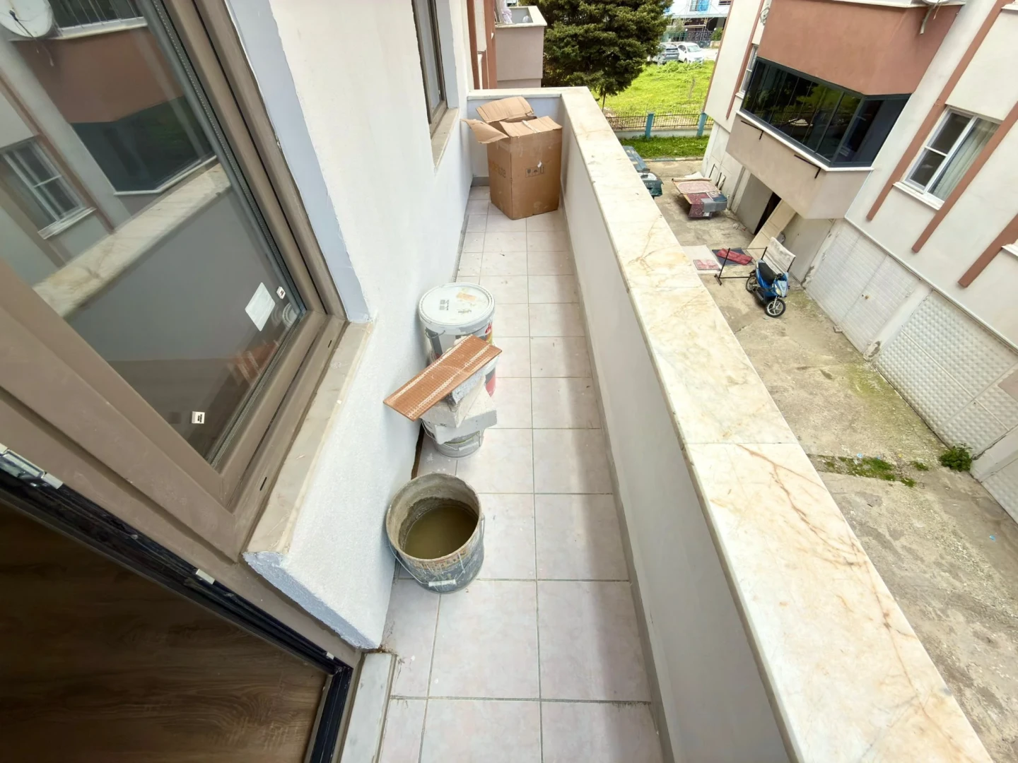 YÜKSELDEN ALTINKUMDA ARA KAT ÖN CEPHE ULTRA LÜX 3+1 DAİRE