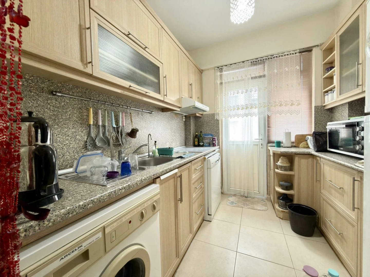 YÜKSELDEN DENİZE 100 METRE ARAKAT ÖN CEPHE SATILIK 2+1 DAİRE