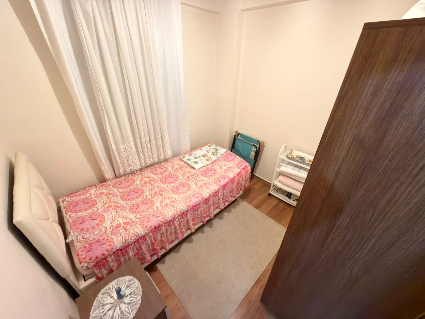 YÜKSELDEN DENİZE 100 METRE ARAKAT ÖN CEPHE SATILIK 2+1 DAİRE