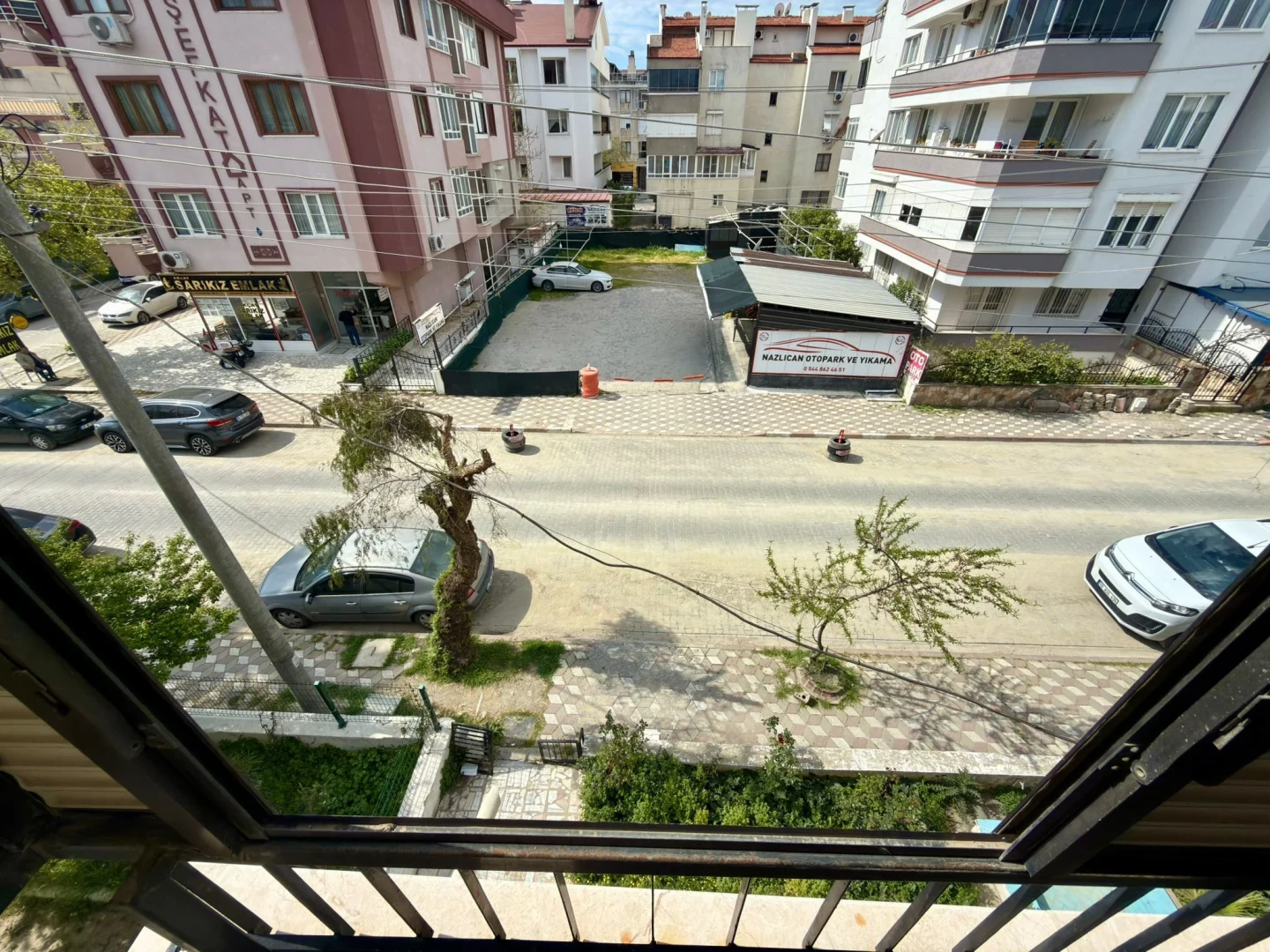 YÜKSELDEN DENİZE 100 METRE ARAKAT ÖN CEPHE SATILIK 2+1 DAİRE
