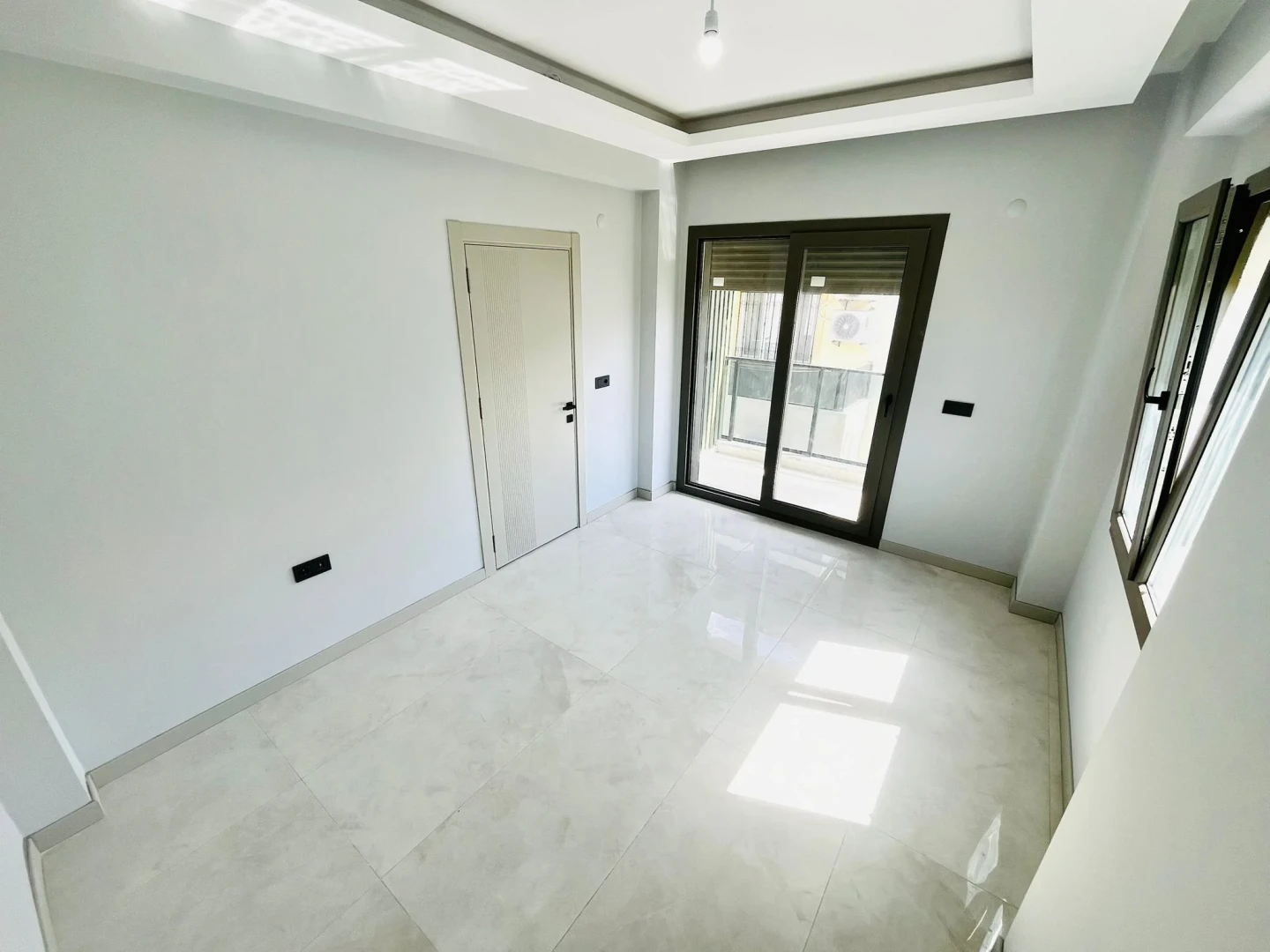 YÜKSELDEN GÜREDE DENİZE 100 MT ULTRA LÜX 3+1 SATILIK VİLLA