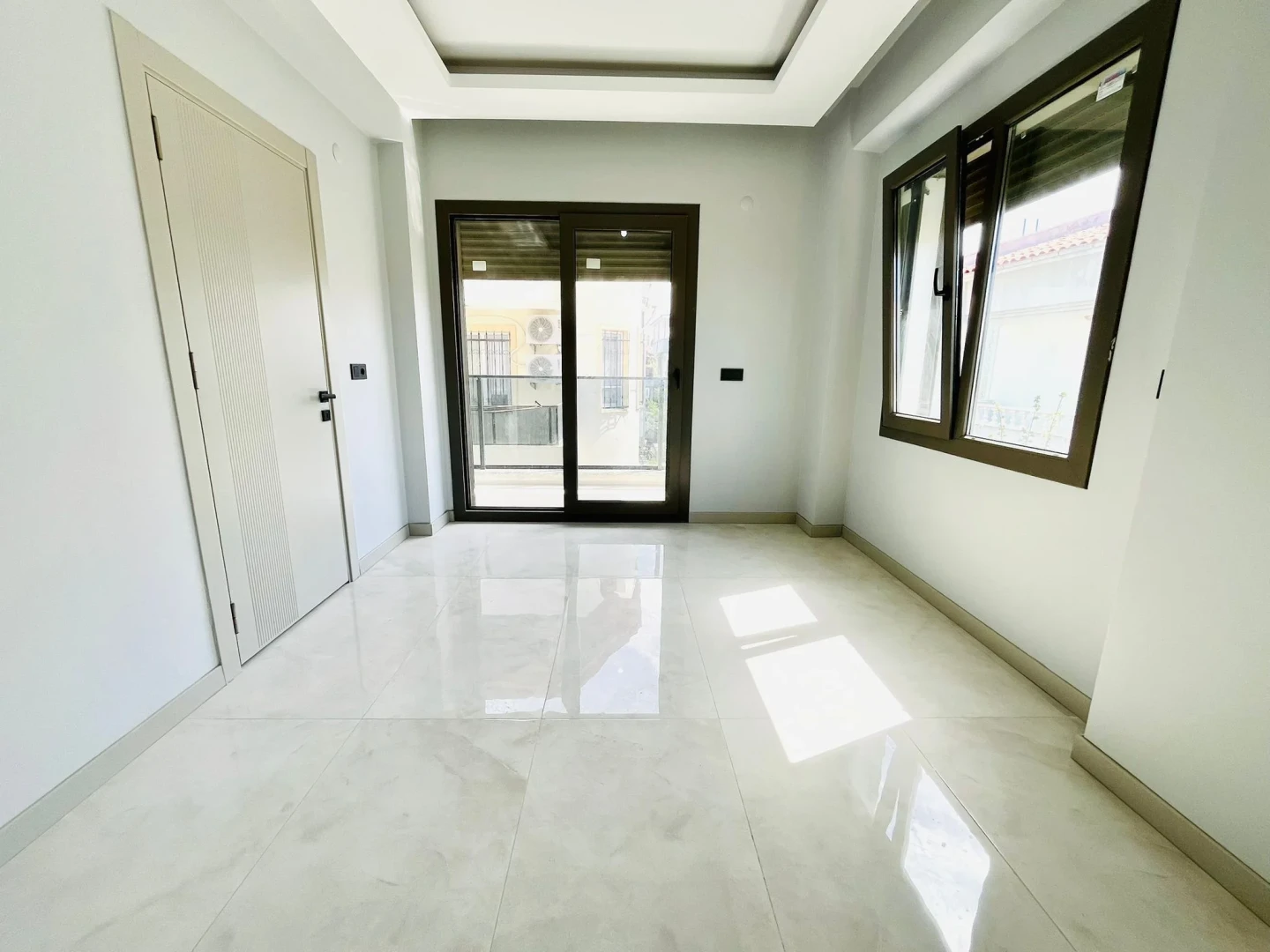 YÜKSELDEN GÜREDE DENİZE 100 MT ULTRA LÜX 3+1 SATILIK VİLLA