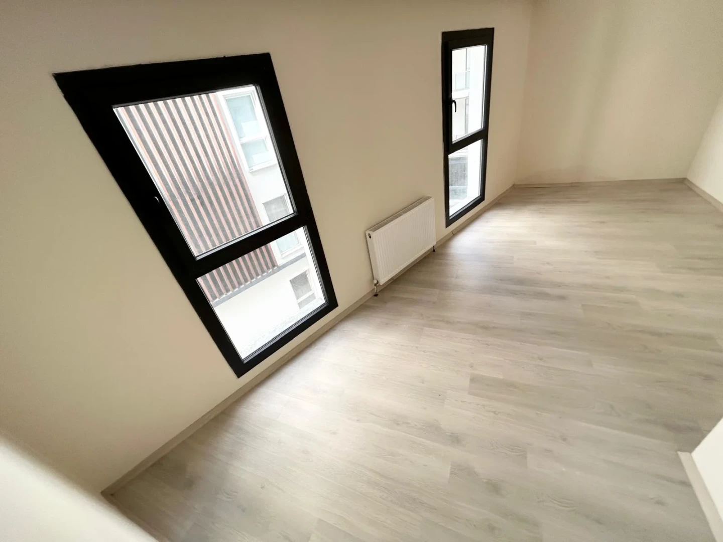 彡SADECE YÜKSEL'DE KADIKÖY'DE SİTE İÇİNDE GENİŞ METREKARE 1+1彡