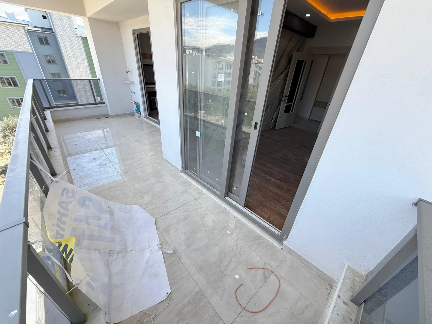 彡YÜKSEL'DEN KADIKÖYDE HARİKA TASARIMLI ÖNCEPHE ARAKAT 2+1 DAİRE彡