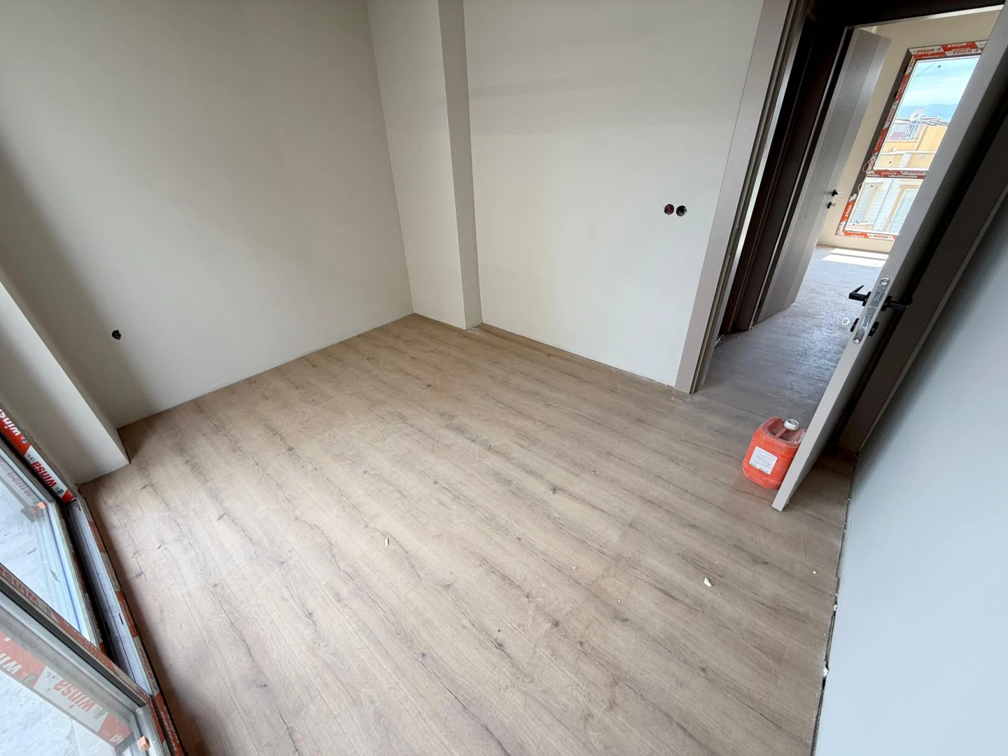 彡YÜKSEL'DEN KADIKÖY'DE ARAKAT LÜKS İŞÇİLİK 1+1 SIFIR DAİRE彡