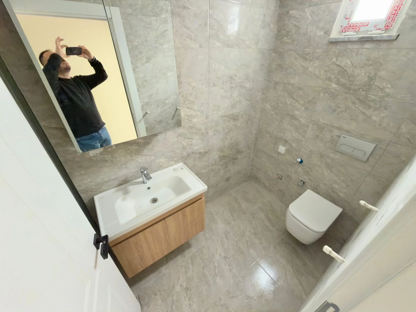 YÜKSELDEN ZEYTİNLİDE ŞOK FIRSAT! ULTRA GENİŞ SATILIK 1+1 DAİRE