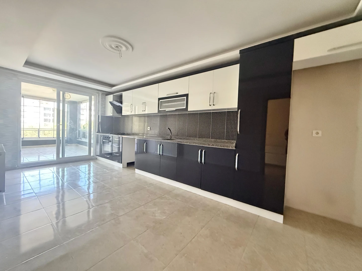 YÜKSEL'DEN CENNETAYAĞIN'DA FULL KREDİLİ OTOPARKLI 4+1 SATILIK DAİRE