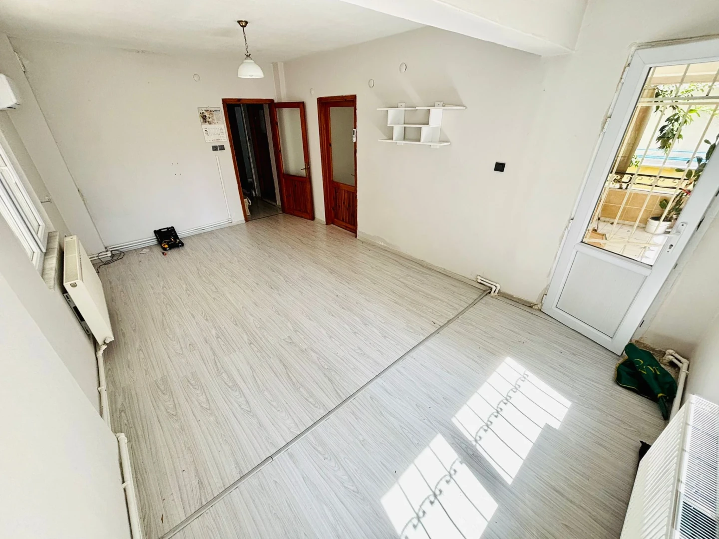 YÜKSELDEN AKÇAY CUMA PAZARINA YAKIN MANTOLAMALI FIRSAT 2+1 DAİRE