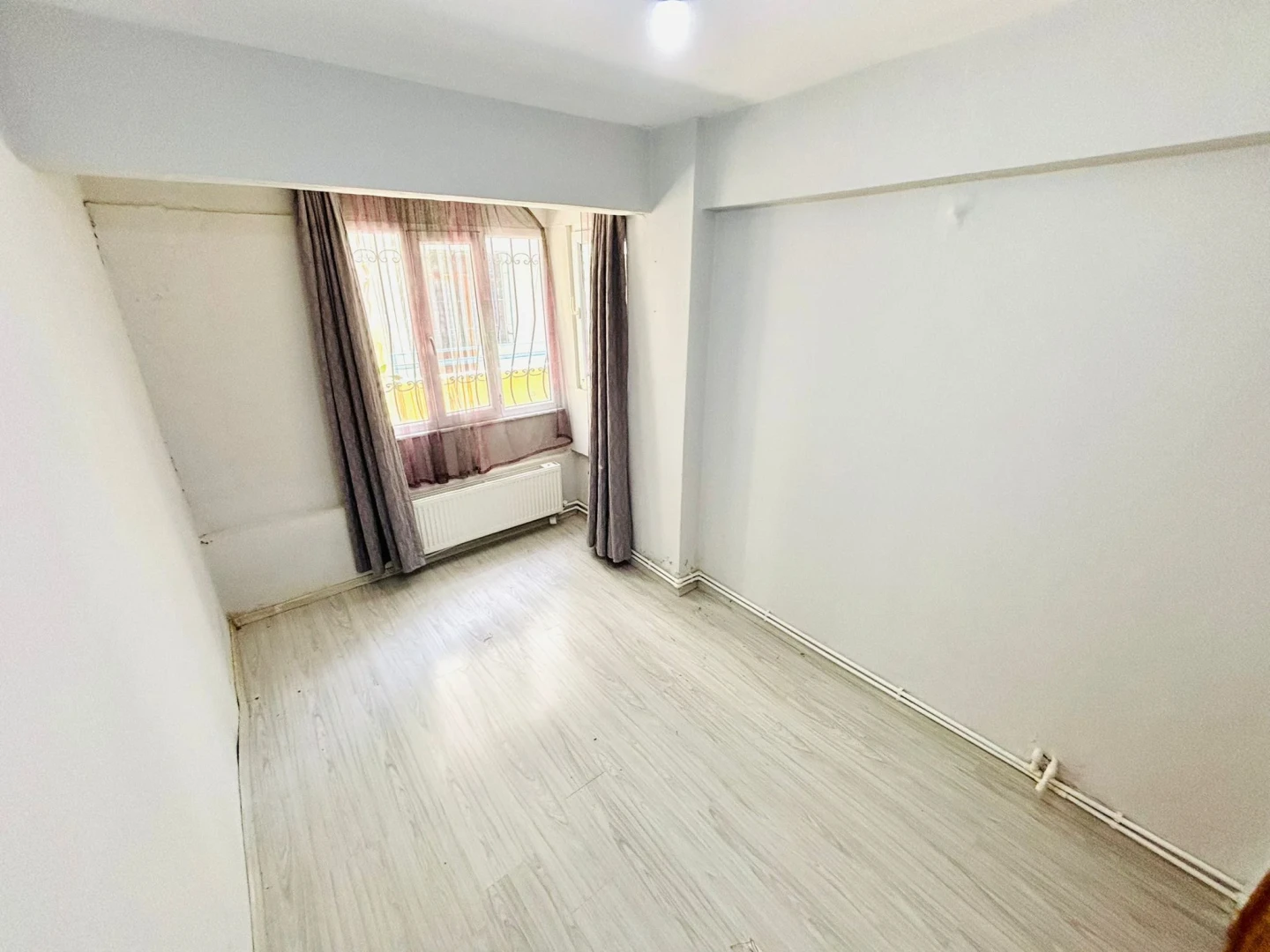 YÜKSELDEN AKÇAY CUMA PAZARINA YAKIN MANTOLAMALI FIRSAT 2+1 DAİRE
