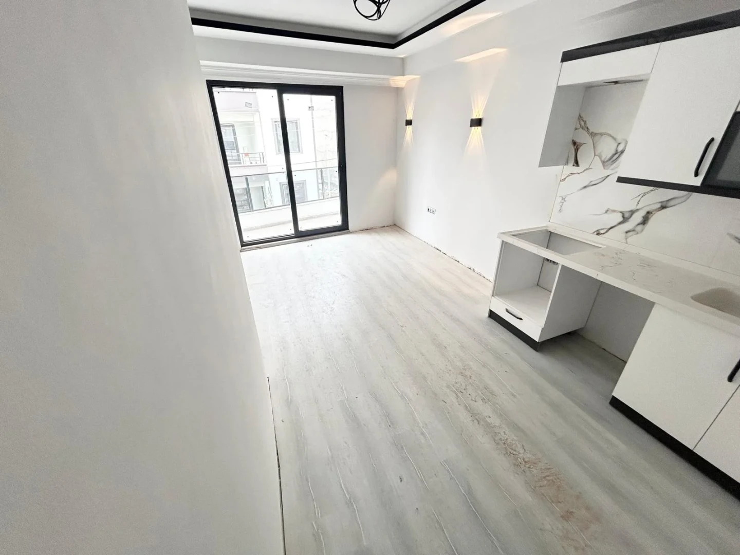 YÜKSEL'DEN TUZCUMURAT'TA ÖNCEPHE SIFIR 2+1 MODERN DAİRE